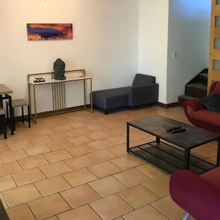 Maison Avec Vue Sur Le Viscos بيت للعطل